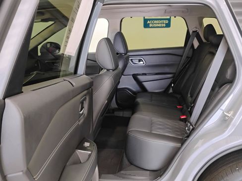 Used 2024 Nissan Rogue Platinum w/ Platinum Premium Package FWD image 50