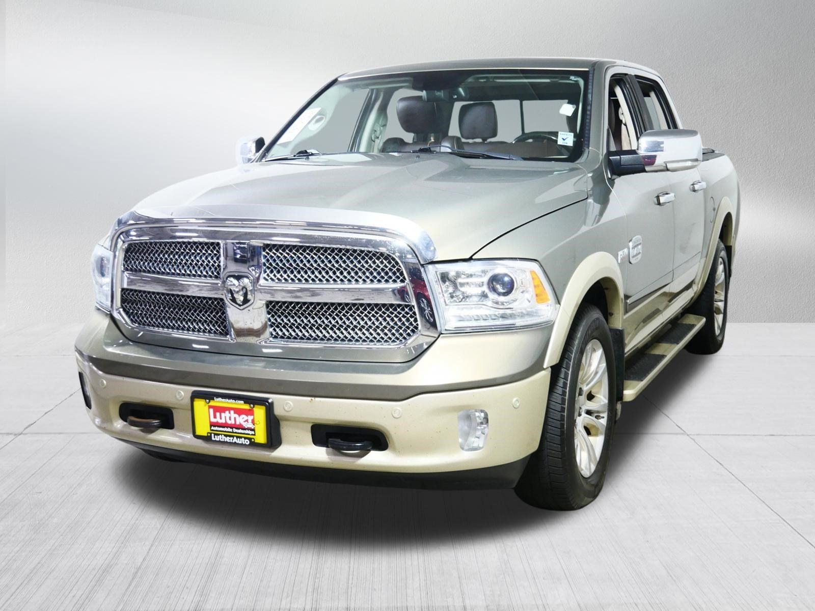 Used 2015 RAM 1500 Laramie Longhorn w/ Convenience Group AWD/4WD image 3