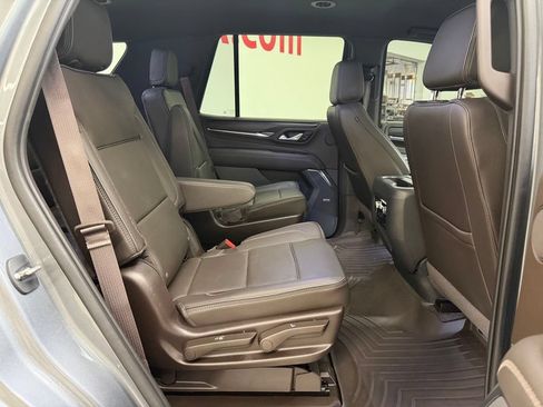 Used 2022 GMC Yukon Denali w/ Max Trailering Package AWD/4WD image 12