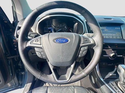 Used 2016 Ford Edge Titanium w/ Technology Package FWD image 12