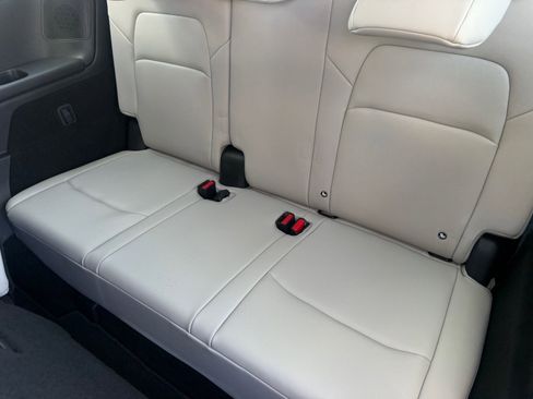 New 2026 Nissan Pathfinder SL FWD image 25