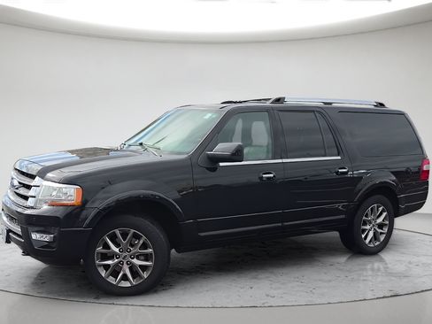 Used 2017 Ford Expedition EL Limited w/ Equipment Group 301A AWD/4WD image 12