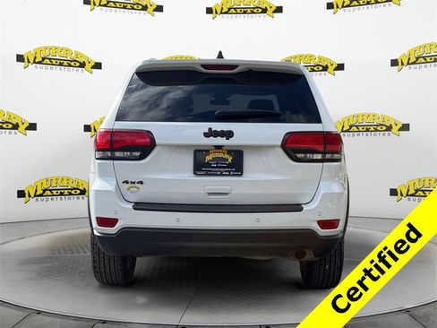 Certified 2021 Jeep Grand Cherokee Laredo image 4