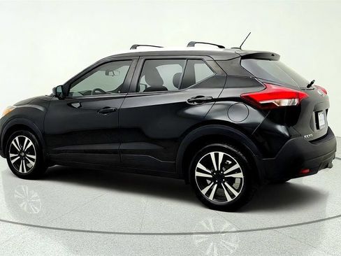 Used 2018 Nissan Kicks SV w/ Exterior Package FWD image 7