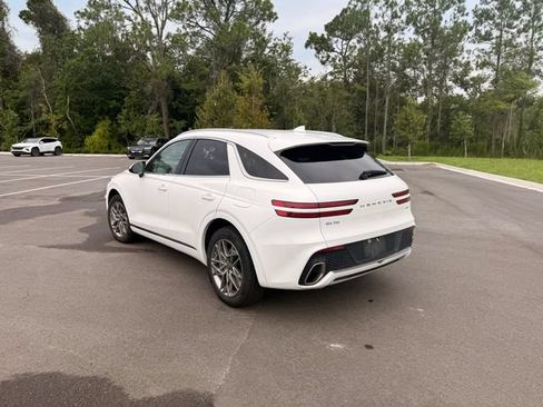 Used 2025 Genesis GV70 2.5T AWD/4WD image 17
