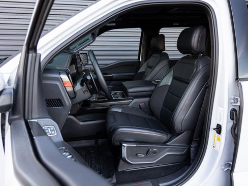 Used 2025 Ford F150 Raptor image 20