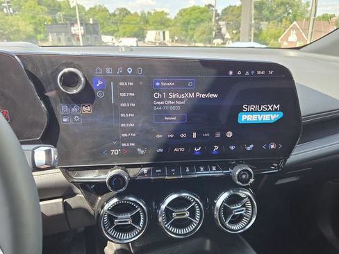 Certified 2024 Chevrolet Blazer EV LT AWD/4WD image 30