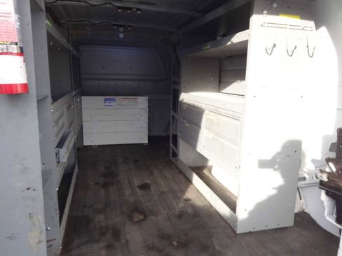 Used 2023 GMC Savana 3500 w/ Driver Convenience Package image 8