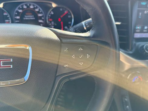 Used 2017 GMC Acadia Denali FWD image 29