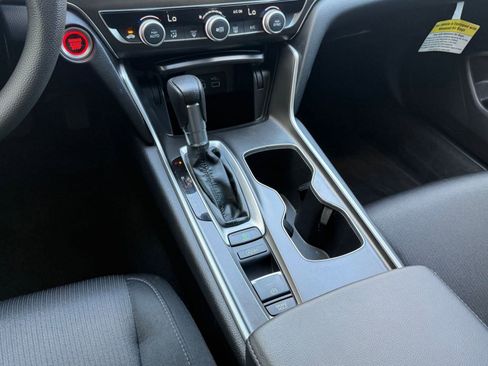 Used 2021 Honda Accord LX image 15