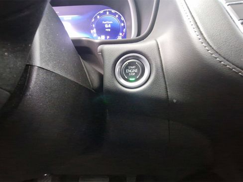 Used 2023 Chevrolet Suburban LT image 21