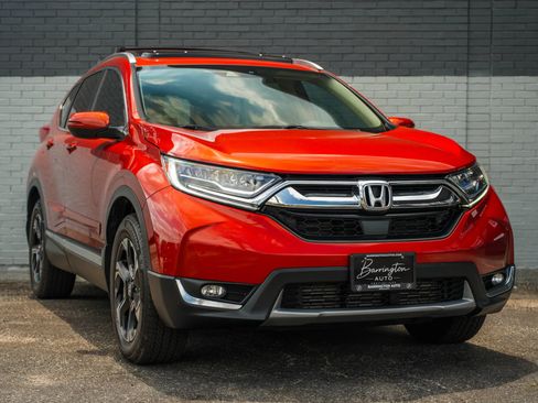 Used 2018 Honda CR-V Touring image 3