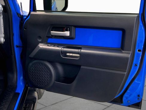 Used 2007 Toyota FJ Cruiser 2WD image 22