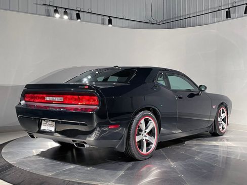 Used 2013 Dodge Challenger SRT8 w/ Harman Kardon Audio Group RWD image 6