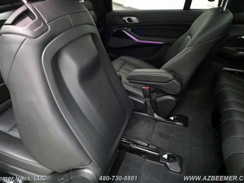 Used 2020 BMW X7 M50i AWD/4WD image 36