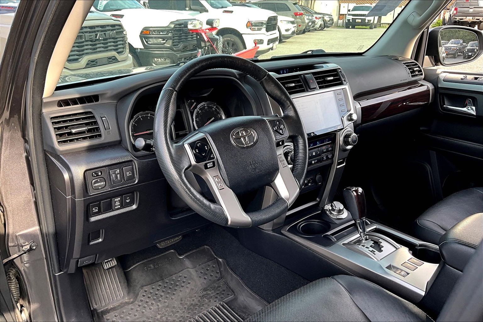 Used 2023 Toyota 4Runner Limited AWD/4WD image 11