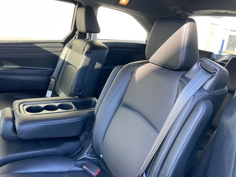 Certified 2024 Honda Odyssey EX-L image 40
