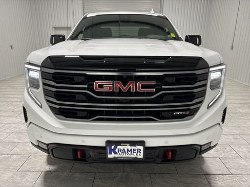 Used 2025 GMC Sierra 1500 AT4 image 32