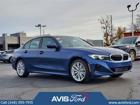 Used 2023 BMW 330i xDrive Sedan w/ Premium Package image 2