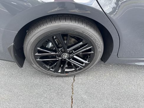 New 2025 Toyota Camry SE image 11