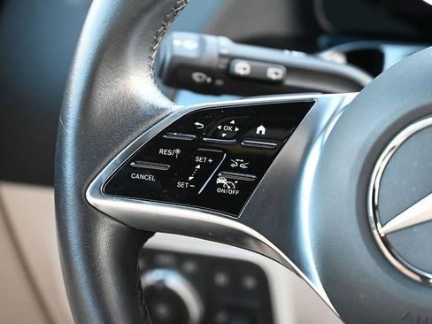 Certified 2025 Mercedes-Benz GLA 250 image 16