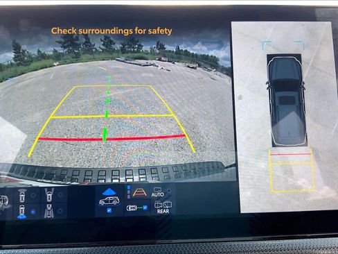 Used 2025 Toyota 4Runner Limited AWD/4WD image 26