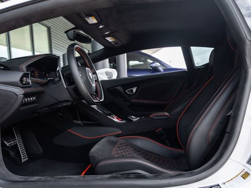 Used 2023 Lamborghini Huracan Tecnica RWD image 28