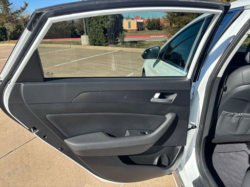 Used 2017 Hyundai Sonata Sport w/ Value Edition Package 02 image 20