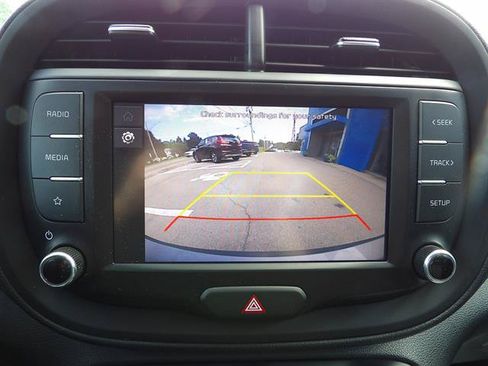 Used 2023 Kia Soul LX FWD image 21