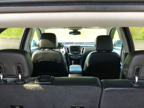 Used 2019 Chevrolet Equinox Premier FWD image 11