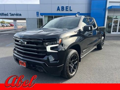 Used 2025 Chevrolet Silverado 1500 High Country w/ Midnight Edition AWD/4WD image 1
