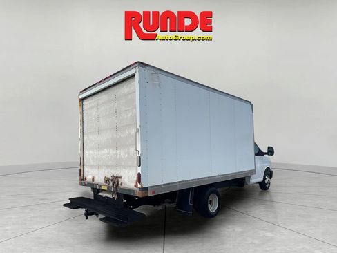 Used 2014 Chevrolet Express 3500 Extended RWD image 6