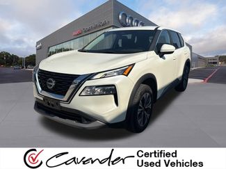 Used 2023 Nissan Rogue SV image 1