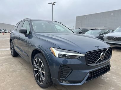 New 2025 Volvo XC60 B5 Plus w/ Protection Package Premier