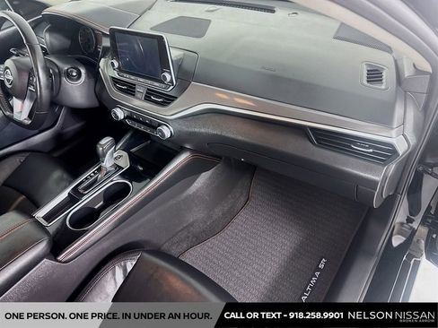 Certified 2025 Nissan Altima 2.5 SR image 26