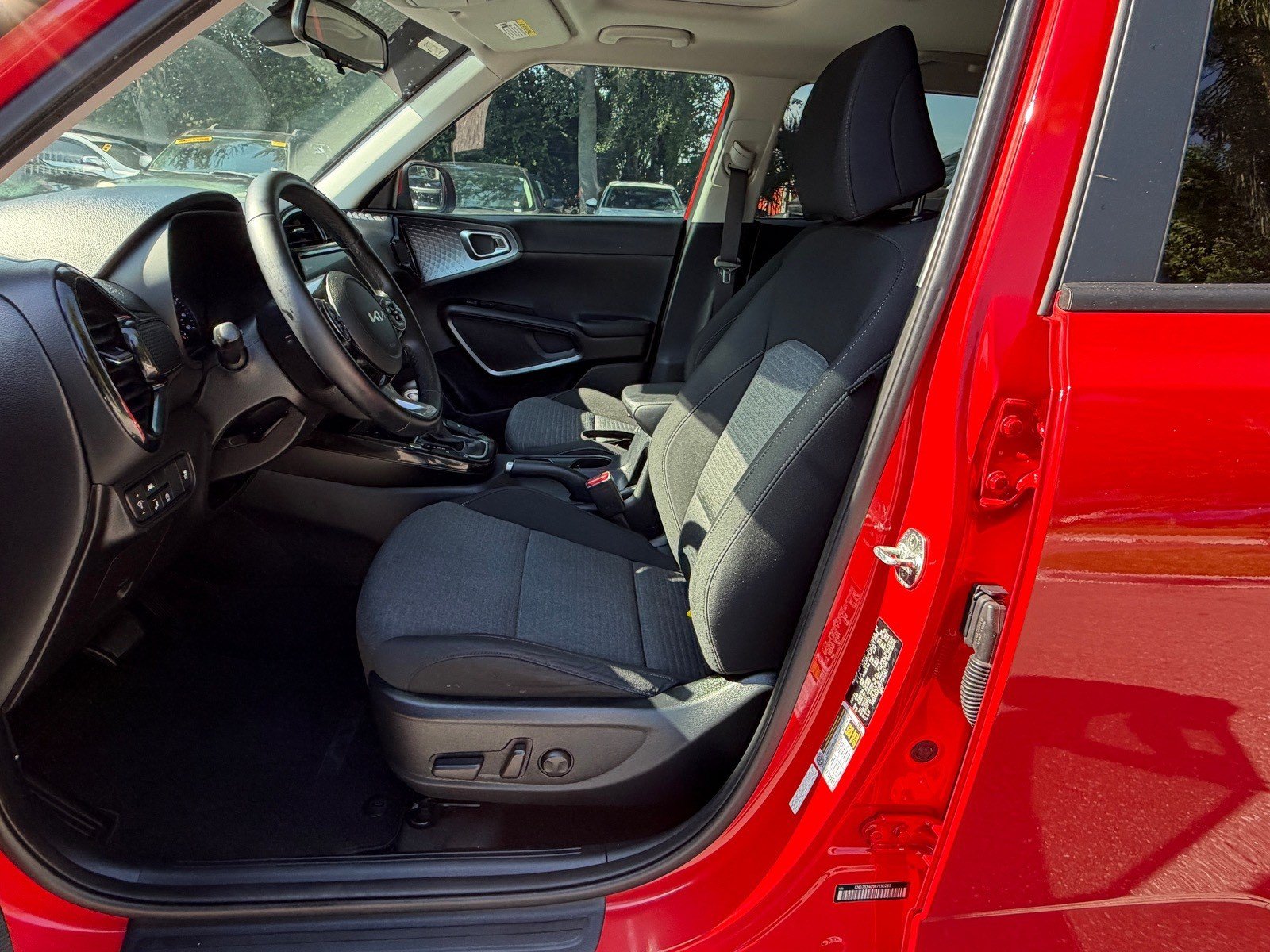 Certified 2022 Kia Soul EX FWD image 16