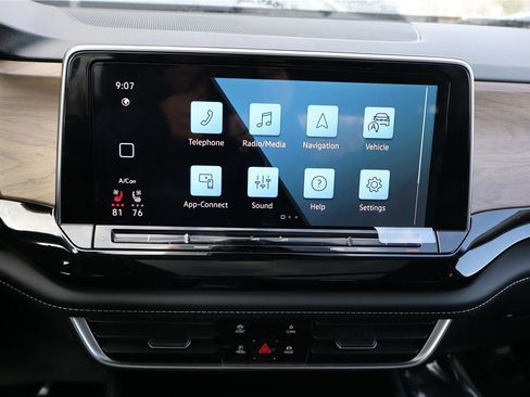 New 2026 Volkswagen Atlas SE image 19