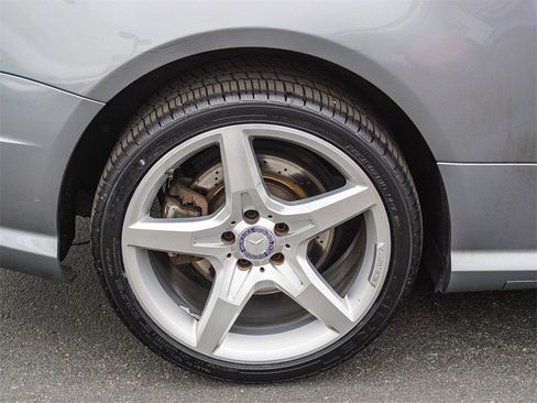 Used 2013 Mercedes-Benz SL 550 image 7