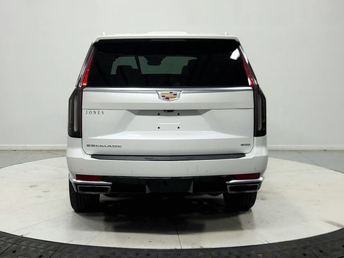 Used 2021 Cadillac Escalade ESV Premium Luxury AWD/4WD image 7