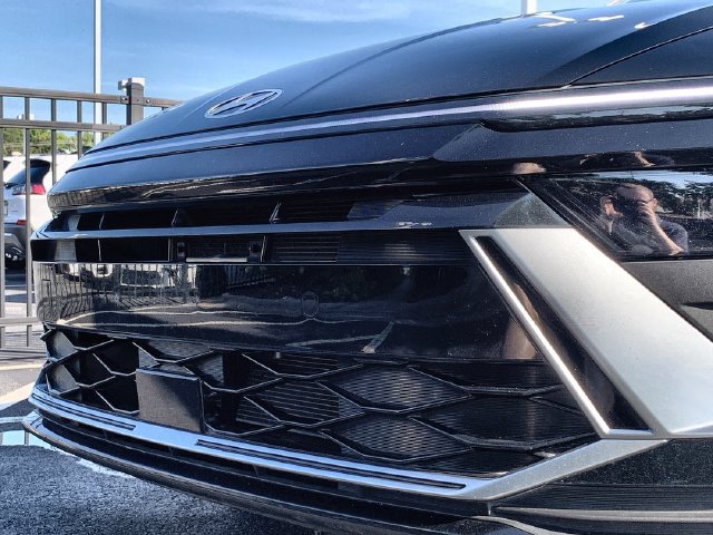 Used 2025 Hyundai Sonata SE FWD image 45