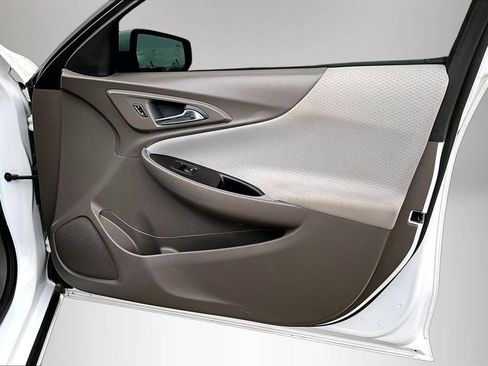 Used 2020 Chevrolet Malibu LT FWD image 27