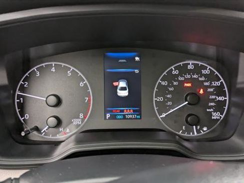 Used 2025 Toyota Corolla LE image 26