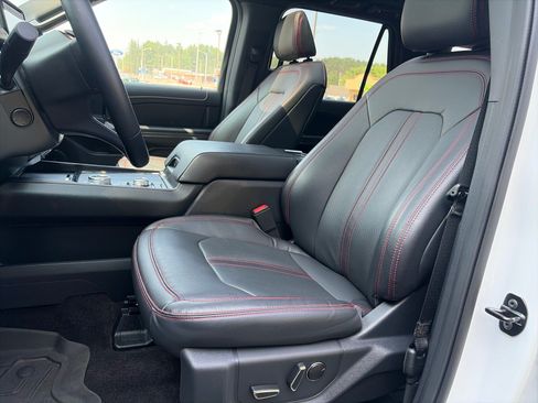 Used 2022 Ford Expedition Max Limited AWD/4WD image 15