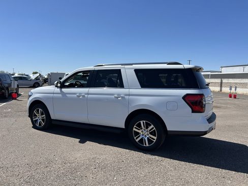 Used 2024 Ford Expedition Max Limited image 3