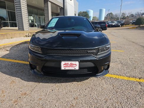 Used 2023 Dodge Charger R/T w/ Blacktop Package image 3