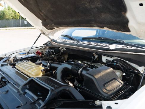 Used 2019 Ford F150 XLT w/ Trailer Tow Package image 38