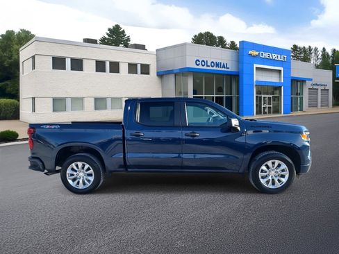 Used 2022 Chevrolet Silverado 1500 Custom w/ LPO, Dark Essentials Package image 4