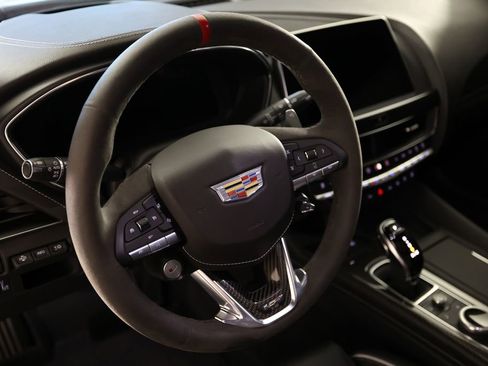 Used 2022 Cadillac CT5 V Blackwing w/ Driver Assist Package image 18