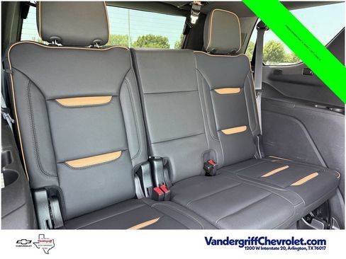 Certified 2023 GMC Yukon AT4 w/ AT4 Premium Package AWD/4WD image 31