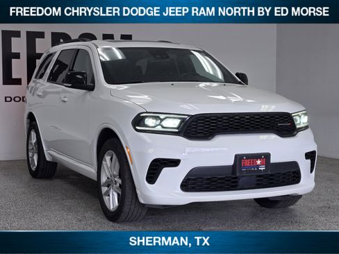 Used 2024 Dodge Durango GT AWD/4WD image 2